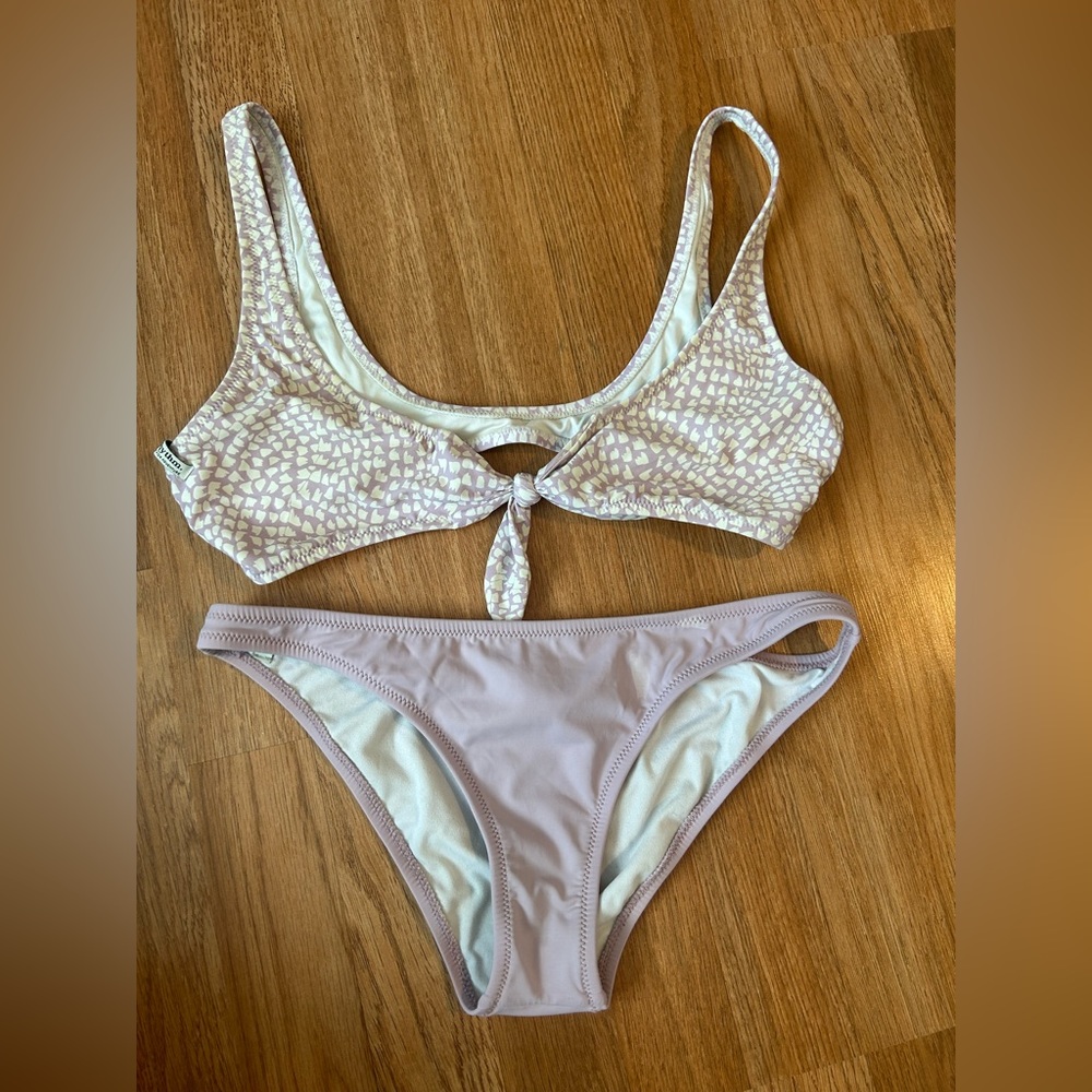 rhythm purple bikini size M worn once!